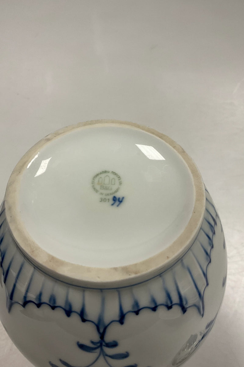 Bing & Grøndahl Dickens Sommerfugl Kaffekande No. 301