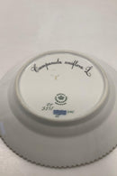 Royal Copenhagen Flora Danica Salat Tallerken No 20 / 3573