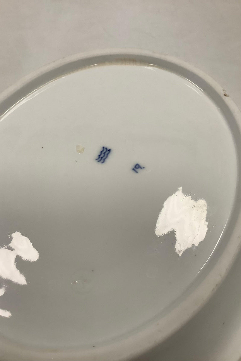 Royal Copenhagen Musselmalet Riflet underfad med guld