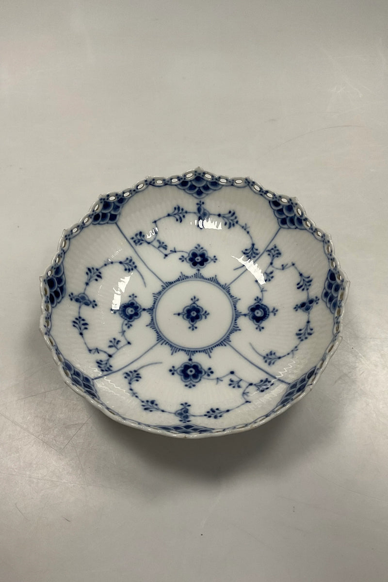 Royal Copenhagen Musselmalet Helblonde Skål No. 1018 / 577