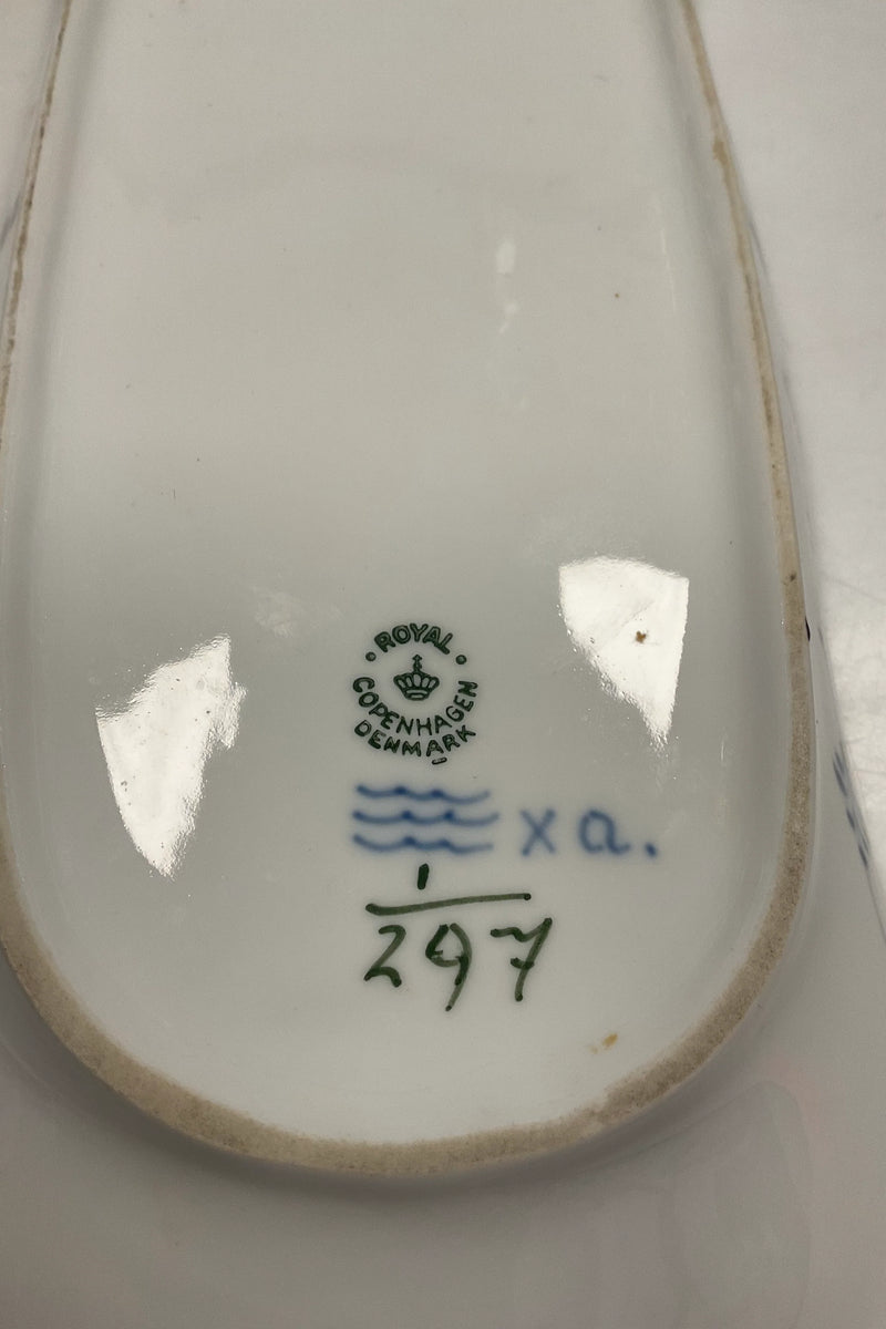 Royal Copenhagen Musselmalet Riflet aflangt Fad No. 297