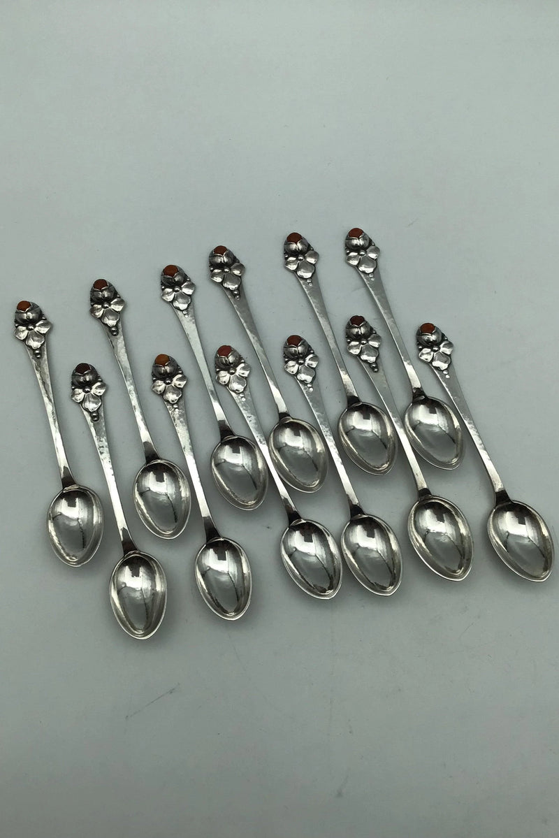 Sæt Dansk Arbejde (DTA) Sølv Kaffeskeer med Rav (12)