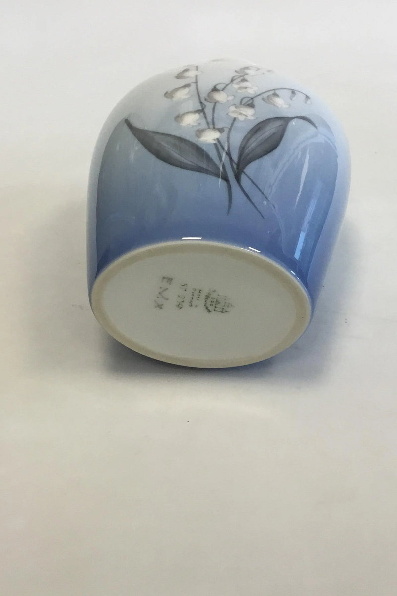 Bing og Grøndahl Vase No. 57/239 med Liljekonval