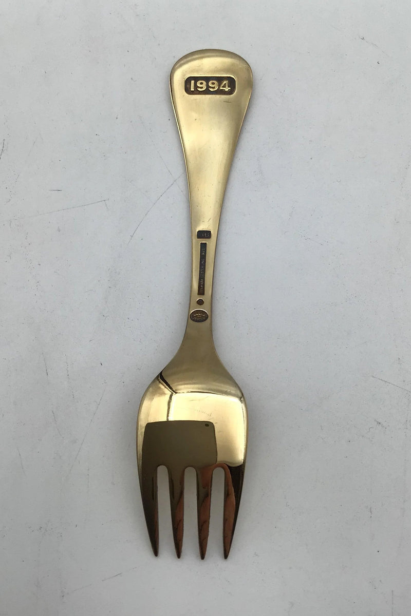 Georg Jensen Årsgaffel 1994 i forgyldt Sterling Sølv med emalje.