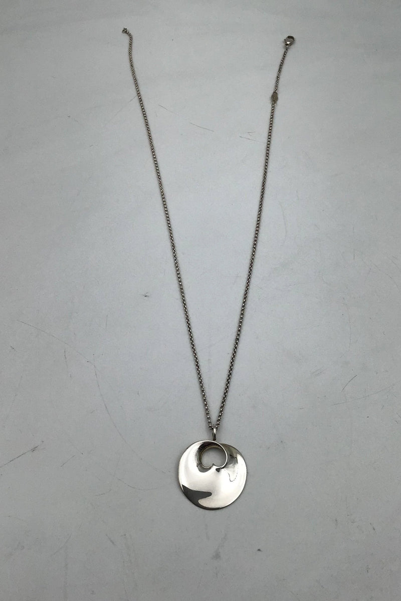 乔治-延森纯银吊坠 "隐秘的心 "薇薇安娜-托伦-布洛-胡贝（1997年）