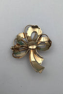 Bernhard Hertz Brosche aus 14 K Gold mit Perle