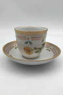 Royal Copenhagen Flora Danica Kaffeetasse und Untertasse Nr. 20/3597.