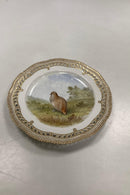Royal Copenhagen Flora Danica Jagt Frokosttallerken No 20/3554 med gennembrudt kant.