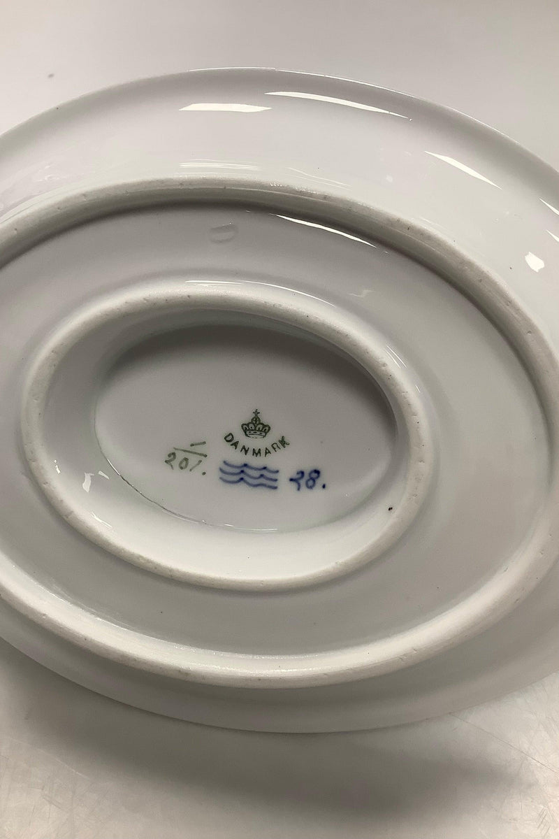 Royal Copenhagen Musselmalet Riflet Sovsekande med underfad No 201