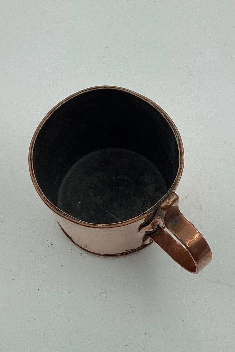 Messbecher: Kupferbecher aus dem 19. Jahrhundert.