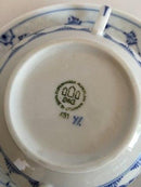 ビング＆グロンダール ブルーペインテッド ムール貝ブイヨンカップ、ソーサー、蓋 No 481