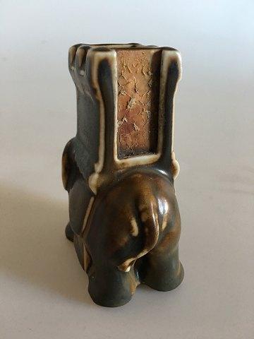 Bing & Grondahl Elefant mit Howdah-Figur Nr. 2128 aus Steingut