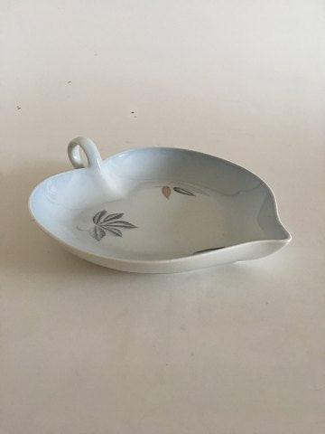 ビング＆グロンダール デシディアス・ハートシェイプド・ケーキディッシュ No 199