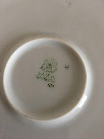 Bing & Grøndahl Løvfald Rundt Kagefad No 101