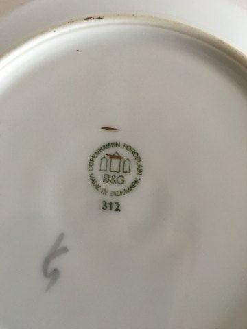 Bing & Grøndahl Måge med Guld Skål No 312