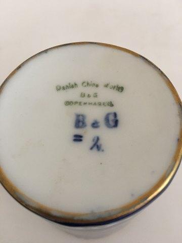 Bing & Grøndahl Oscar II Krus / Vase  "Broderfolkets Vel" 18 Sept. 1872-1897