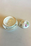 Bing & Grøndahl Saksisk Blomst, Håndmalet Smørskål med låg