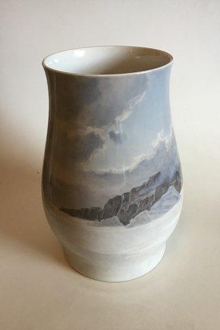 Bing & Grøndahl Unique Vase a Jenny Larsen med motif fra Grønland fra 1921