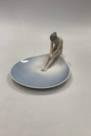 Bing og Grøndahl Pige på Fad - Meditation No. 1532