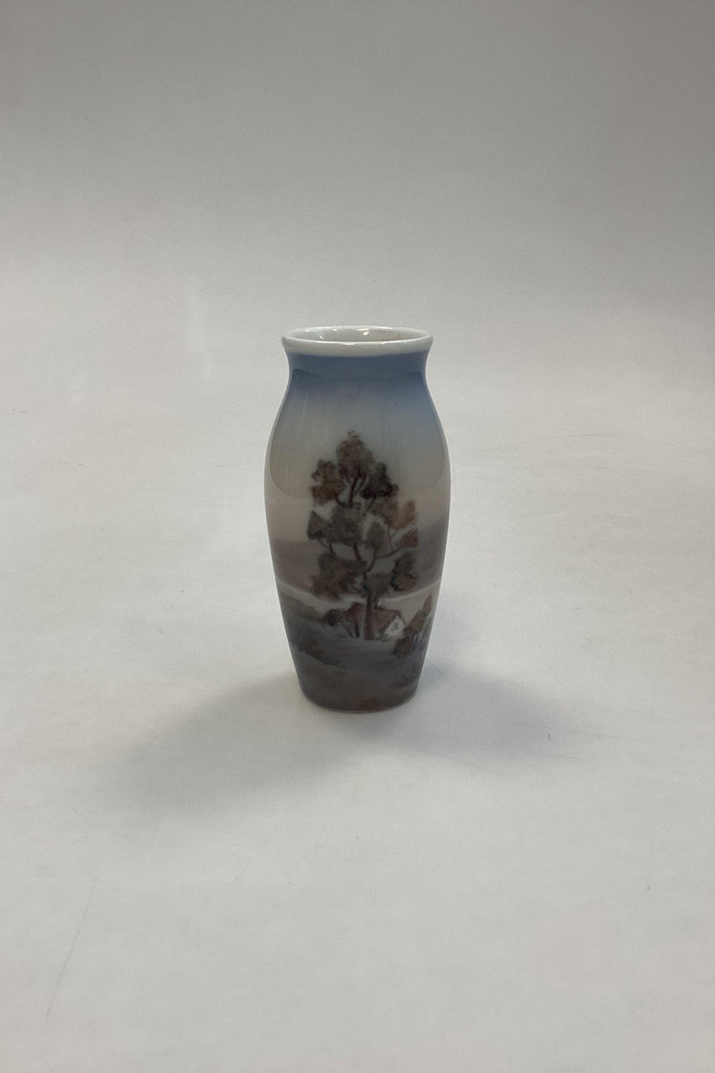 Dahl Jensen Porcelæn Vase med Træ, hus og sø No. 36