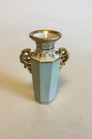 Beautifull little english vase with gold and flowers