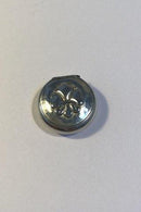 Hanne Emilie Winther Silberne Pillendose Französisches Lilienmotiv