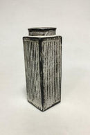 Kähler Quadratische Vase aus Steingut mit weiß/schwarzem Dekor