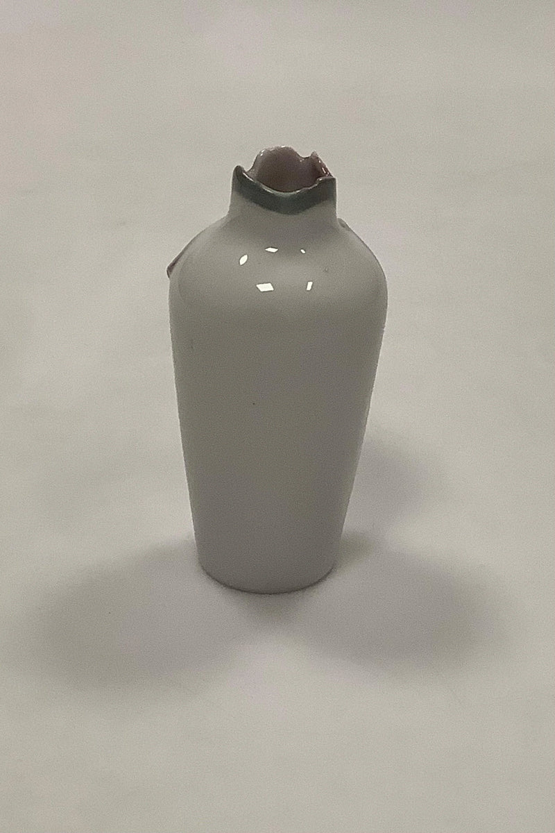 Rørstrand Art Nouveau Vase blomster i relief og gennembrudt top