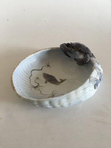Royal Copenhagen Art Nouveau Krabbe Askebæger No. 2465