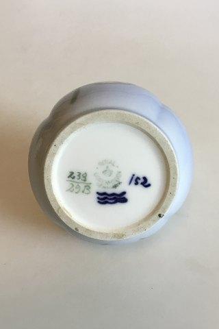 Royal Copenhagen Art Nouveau Vase med håndtag No 238/29B PMN