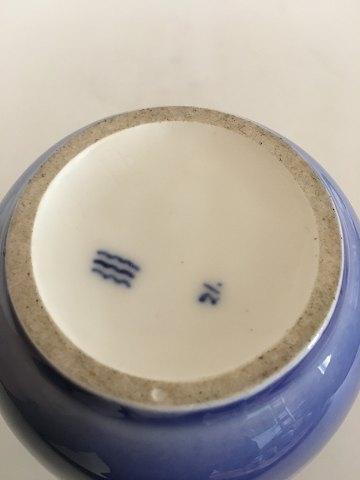 Royal Copenhagen Art Nouveau Vase med Sommerfugl