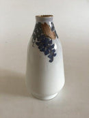 Royal Copenhagen Art Nouveau Vase med Sommerfugl No 2049/1809