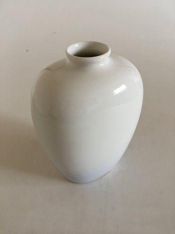 Royal Copenhagen Art Nouveau Vase med Tulipaner No 201/134D