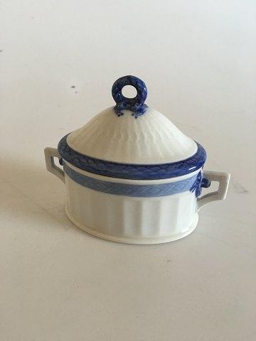 ロイヤルコペンハーゲンブルーファン ロイヤルコペンハーゲン ブルーファン シュガーボウル（蓋付） No 11561