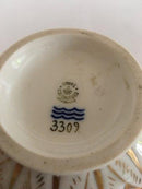 Royal Copenhagen Blanc de Chine Vase mit Gold von Arno Malinowski Nr. 3309