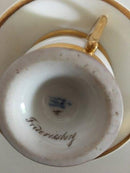 Royal Copenhagen Empire Kop med motiv af Frederiksborg Slot af Christian Klein fra 1820-1850