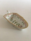 Royal Copenhagen Flora Danica Asiet mit Henkel Nr. 3542