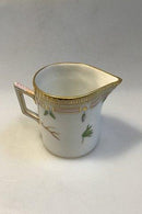 Royal Copenhagen Flora Danica Sahnekännchen Nr. 20/3626 oder 394