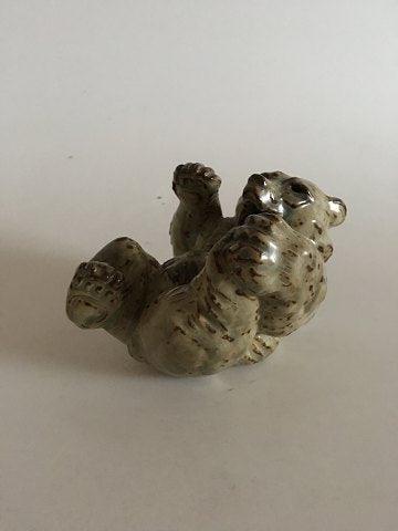 Royal Copenhagen Knud Kyhn Figur af Liggende Bjørn Figur No 20271
