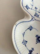 ロイヤルコペンハーゲン ブルーフルーテッドカベレ皿 No 449