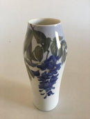 Royal Copenhagen Vase No 181/232 med Blåregn Motiv