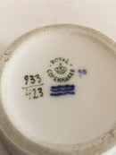 Royal Copenhagen Vase No 933/423 med Hvide Roser