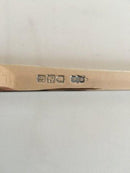 Sæt af to serveringsskeer i Sølv med forgyldt endestykke.