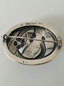 ジョージ ジェンセン（Georg Jensen）シルバーブローチ アンバーとグリーンストーン No 13 1904-1914年製