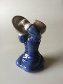 皇家哥本哈根带盖子的女孩小雕像 No 3677