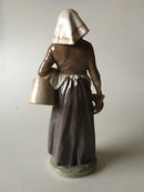 Royal Copenhagen Figur Malkepige No 899