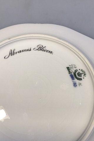 Royal Copenhagen Blå Fisketallerken med Guld No 1212/3002.