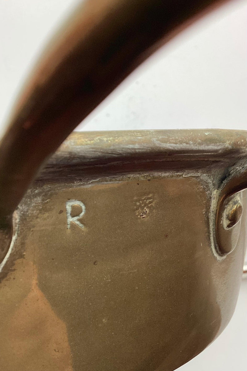 Antikt dørslag i kobber med to håndtag - Stemplet 19. årh.