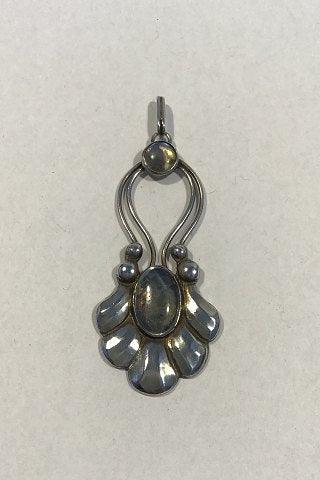 Christian Fjerdingstad&#44; Skagen&#44; Silver 826S ペンダント（ムーンストーン2個）。