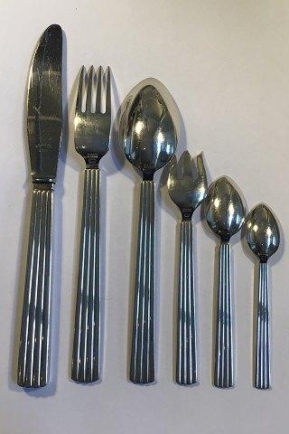 Georg Jensen Sterling Silber Bernadotte Tafelservice für 12 Personen (72 Teile)